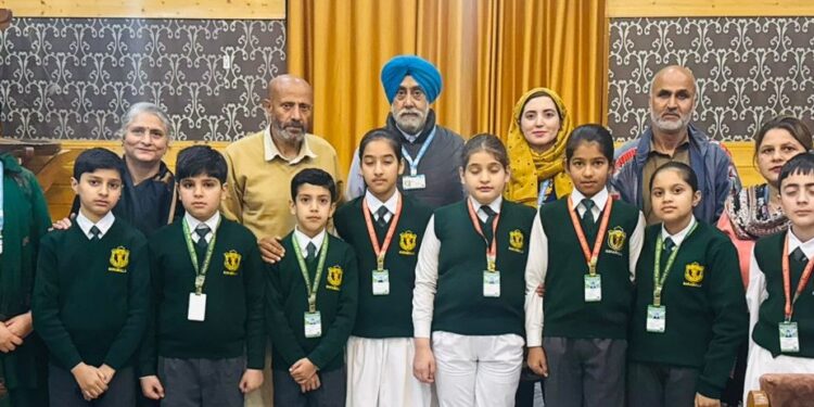 MP Baramulla chairs review meetings in Pattan & Uri