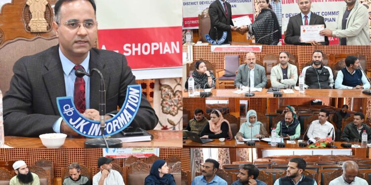 DC Shopian felicitates 23 Panchayats for achieving TB- Mukt status