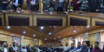 Distt. Admin Bandipora observes Rashtriya Ekta Diwas with Unity Pledge Ceremony