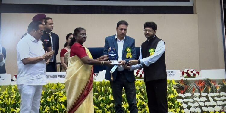 Ganderbal wins Best District Award at 5th National Water Awards
