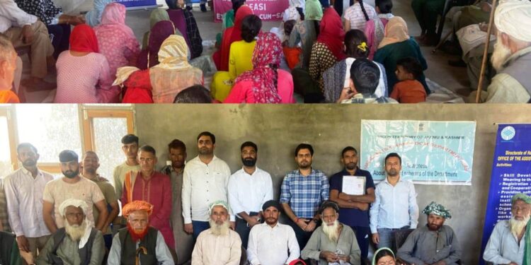 Handicraft & Handloom Department organises Awareness Programme at Aspirational Block Thakrakote