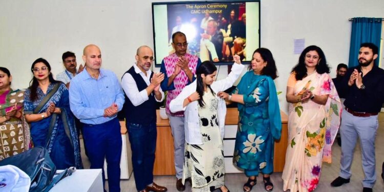GMC Udhampur administration welcomes second batch of MBBS students