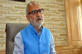 Age limit of 32 is discriminatory; raise it to 35 for Fair Competition in JKCCE: Naeem Akhtar to Govt