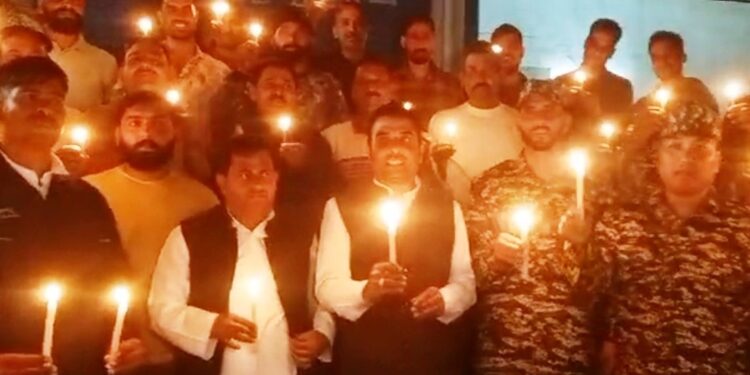 MLA Rajouri celebrates Diwali with CRPF personnel at Dhangri
