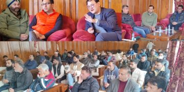 DC Baramulla reviews Winter preparedness for Tourism destination Gulmarg