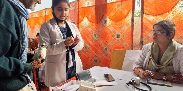 Govt. Ayurvedic Hospital organises free medical camp at Chodarewala