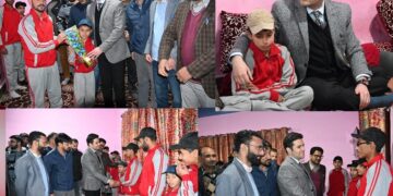 DC Kulgam visits Children Home (PALAASH) Manzgam
