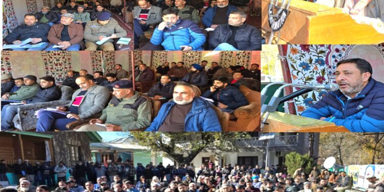 DDC Kupwara chairs Block Diwas at Tangdhar, reviews winter preparedness