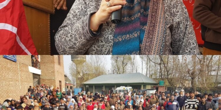 Sakina Itoo conducts public grievance redressal camp at Shamsipora Anantnag