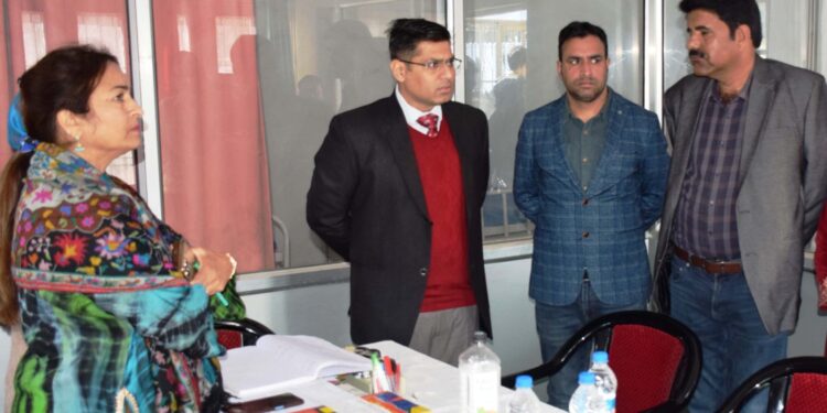 DC Poonch visits District Drug De-addiction Centre