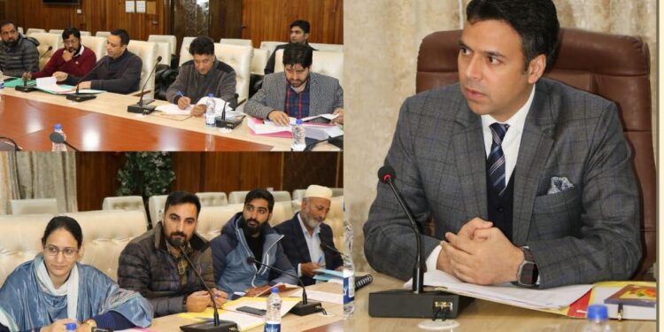 DC Srinagar chairs DLTFC Meeting of J&K KVIB under JKREGP scheme