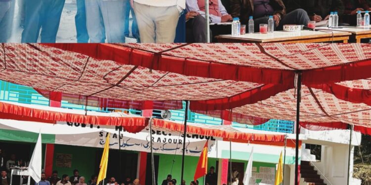 Rajouri admin convenes Block Diwas outreach camp at Plangarh to redress public issues