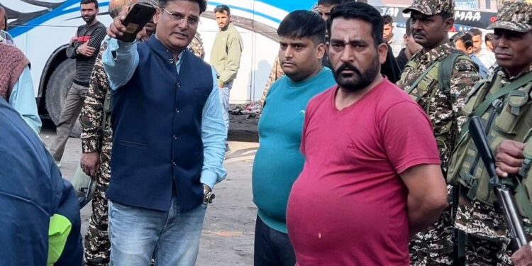 Municipal Council conducts surprise market inspection in Udhampur town
