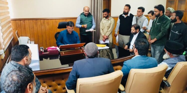 Javed Rana meets several delegations, individuals at Jammu