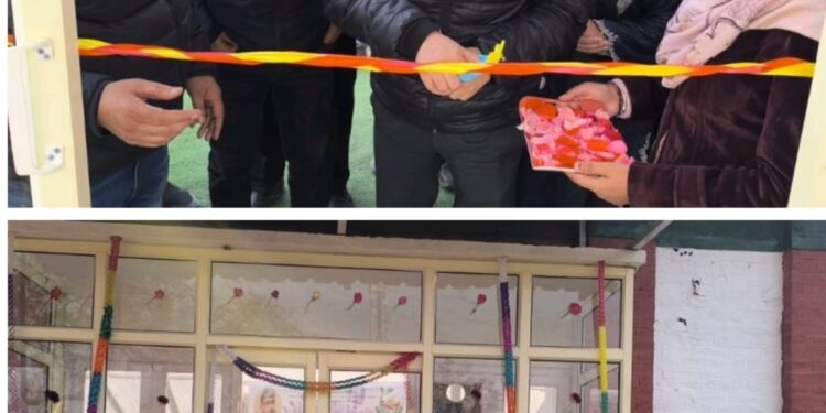 Chief Secretary inaugurates “HOT HOUSE” at Floriculture development scheme Lalmandi Distributes PGS certificate among beneficiaries
