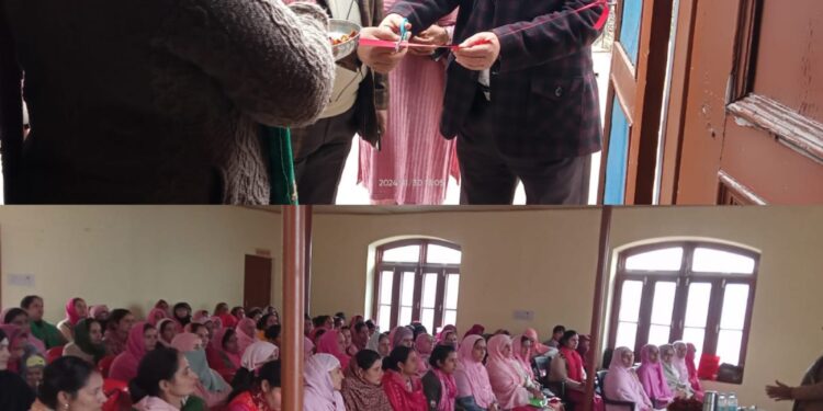 “POSHAN Bhi Padhai Bhi” Poshan Project Marmat launches Training for AWWs