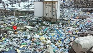 Sonamarg turns into a garbage dumping site