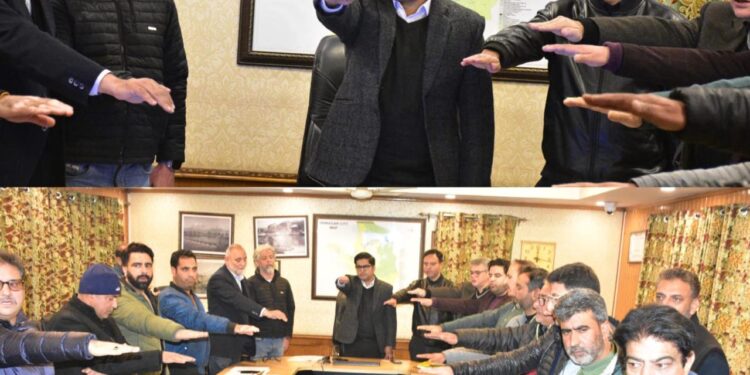 Srinagar Municipal Corporation observes ‘Constitution Day’