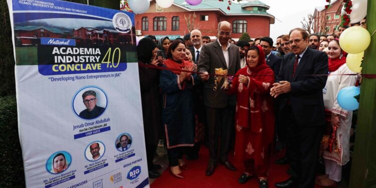 Sakeena Masood inaugurates, addresses National Academia Industry Conclave 4.0 at IUST