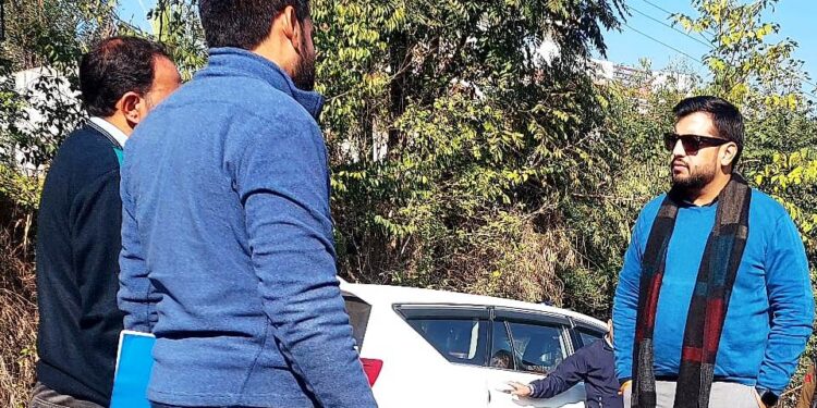 DC Rajouri inspects progress of work on JJM schemes in Dasal, Makote Park-Thandikasi