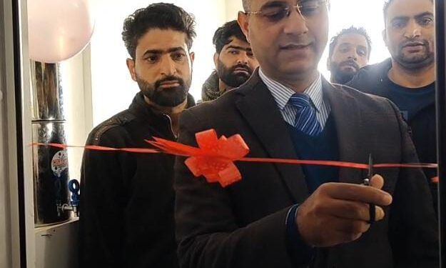 DC Shopian inaugurates Wisdom Grove Reading Rooms at Shopian