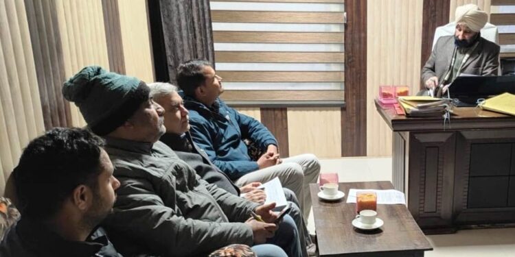 GM DIC reviews implementation of PMEGP in Doda