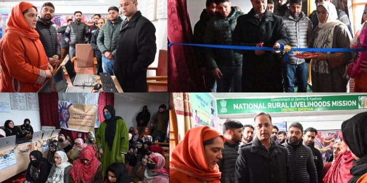 DC Shopian inaugurates Computer Lab for SHGs/ Girl Students at NRLM Office Shopian