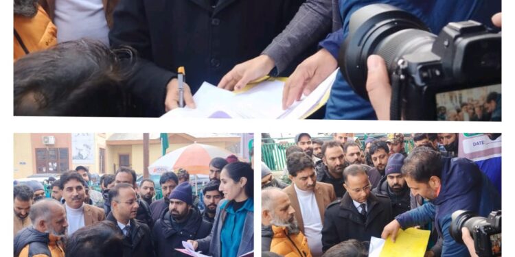 DLIC approves 30 cases under Mission Youth schemes in Employment Mela held at GDC Shopian