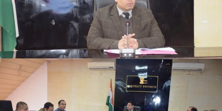 Deputy Commissioner reviews Winter Maintenance plan for Mughal Road