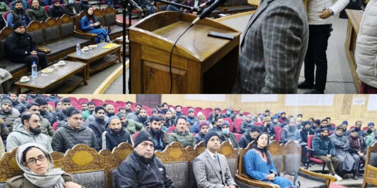 DC Baramulla reviews preparations for Republic Day-2025 celebrations
