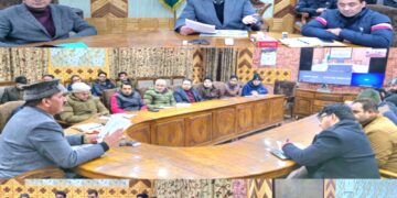 Snowfall: Functioning of Joint District Control Room 24/7 reviewed at Kupwara