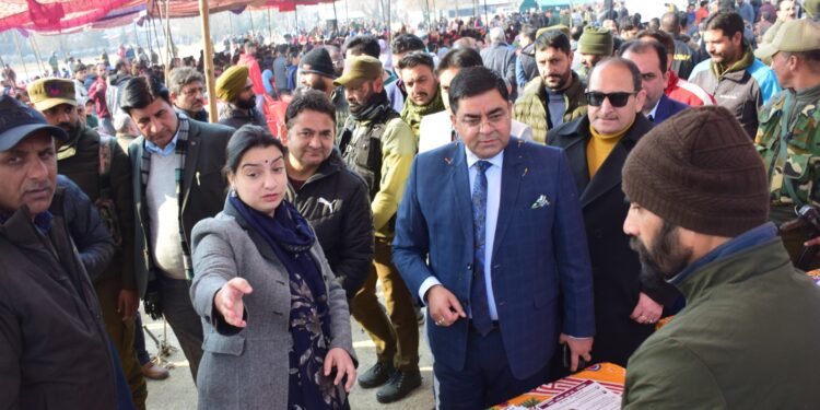 Kishtwar admin hosts Autumn Fest, All-India Kavi Sammelan, awareness program by BOPEE