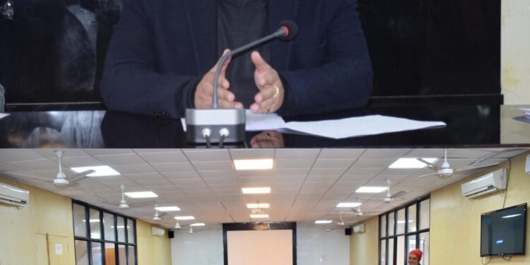 DC Poonch approves 27 Silkworm Rearing units among 660 cases under HADP