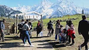 Year-Ender: Sonamarg attracts over 800,000 visitors in 2024