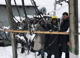 Nearly 3% 11KV lines down in Kashmir after fresh snowfall