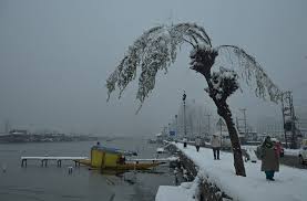 J&K braces for another moderate to heavy snowfall in first week of Jan