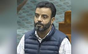 Lok Sabha: MP Ruhullah demands age relaxation for JKPSI aspirants
