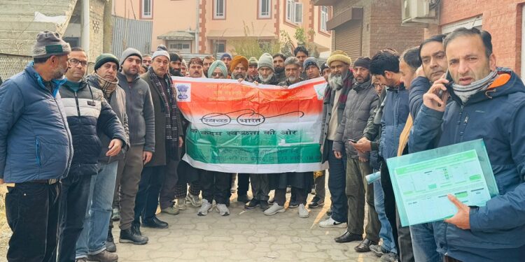 CIPMC Srinagar organize Swachhtta camp at Agriculture Office, Budgam