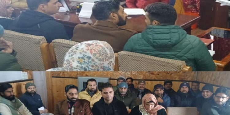 SDM Lolab reviews arrangements for celebration of Republic Day