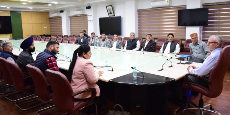 Several deputations call on Chief Minister Omar Abdullah to highlight public issues