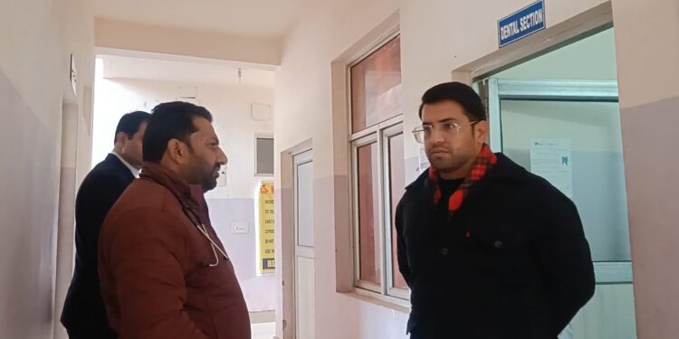 DC conducts surprise inspection of PHC Kallar Chatyar