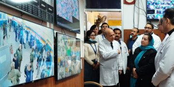 Sakeena Itoo inspects GMC, Associated Hospital Jammu, takes stock of medical facilities