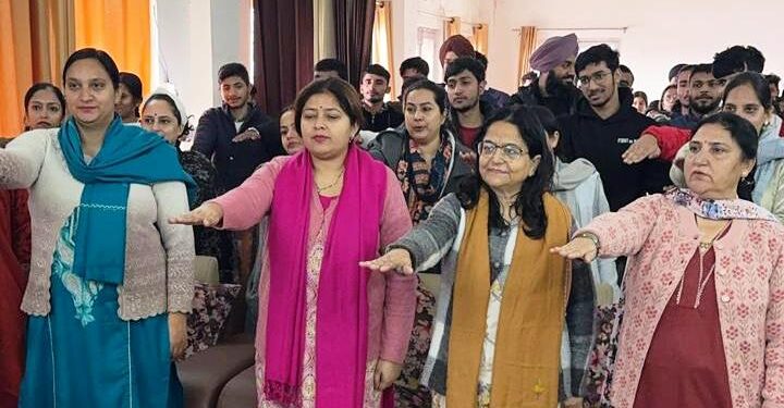Students at GDC Vijaypur take Nasha Mukt Bharat Pledge