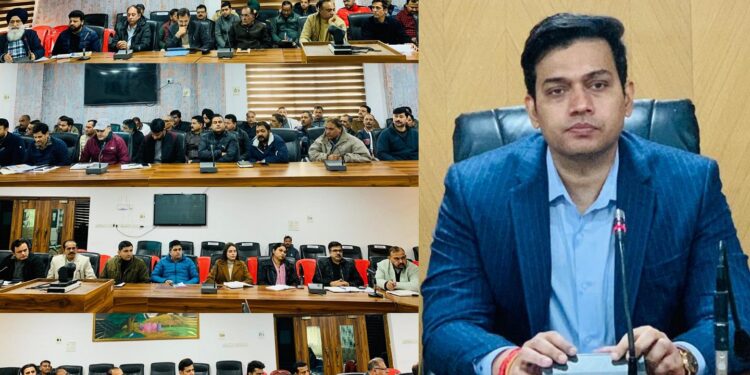 DC reviews power supply scenario in Kathua District