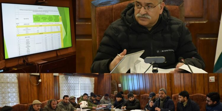 Ensure maximum coverage of beneficiaries under Government schemes: DC B’pora to officers