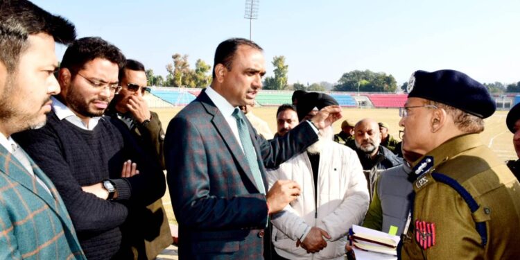 Div Com, ADGP Jammu visit MA Stadium to review arrangements for Republic Day-2025 celebrations