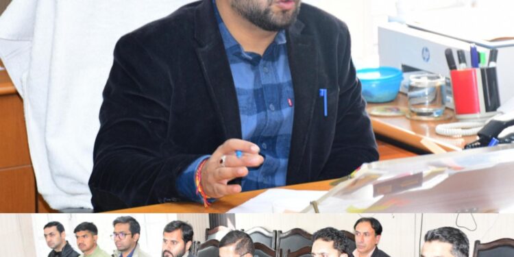 DC Rajouri pushes for fast-tracking of National Highway Projects