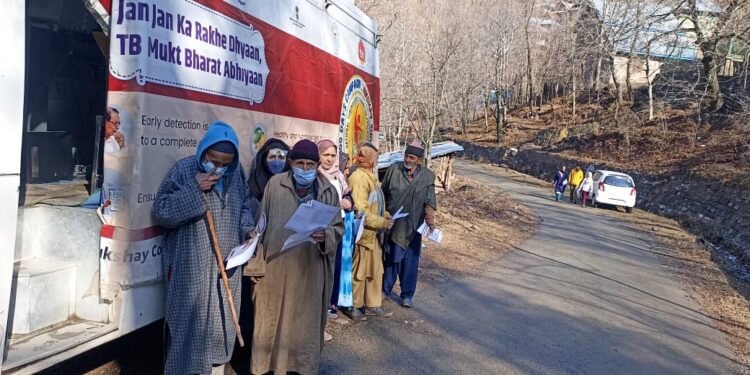 Committed to End TB by 2025: NTEP team organises Nikshay Shivir in Border villages of Uri