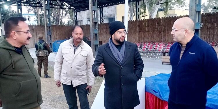 DC reviews arrangements for Republic Day 2025 at DPL Rajouri