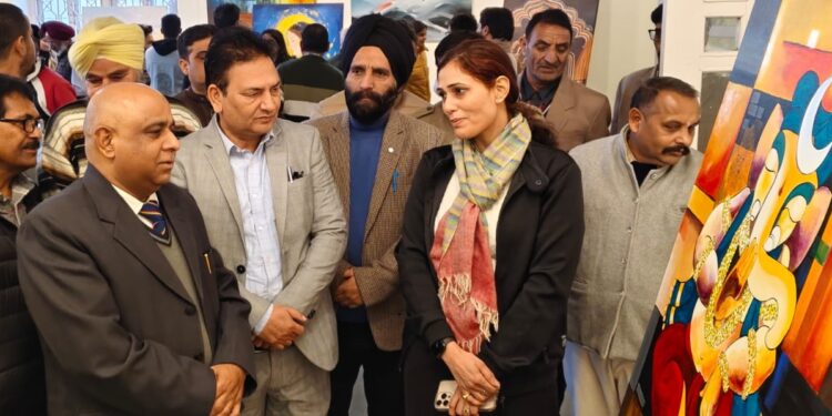 Principal Secretary Culture inaugurates 5 day Women Painters Exhibition